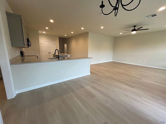 2nd image of 168 Pond Dr