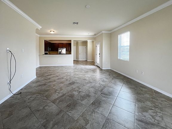 5th image of 8900 Via Isola Ct