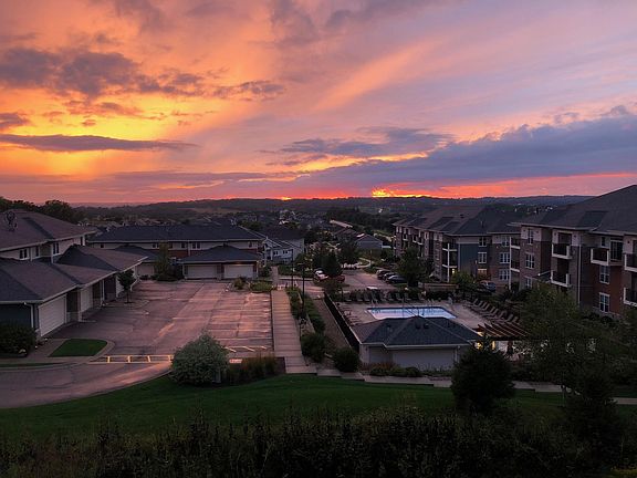 Enjoy this fabulous view every evening.