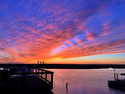 218 Barracuda St, Bayou Vista, TX, 77563