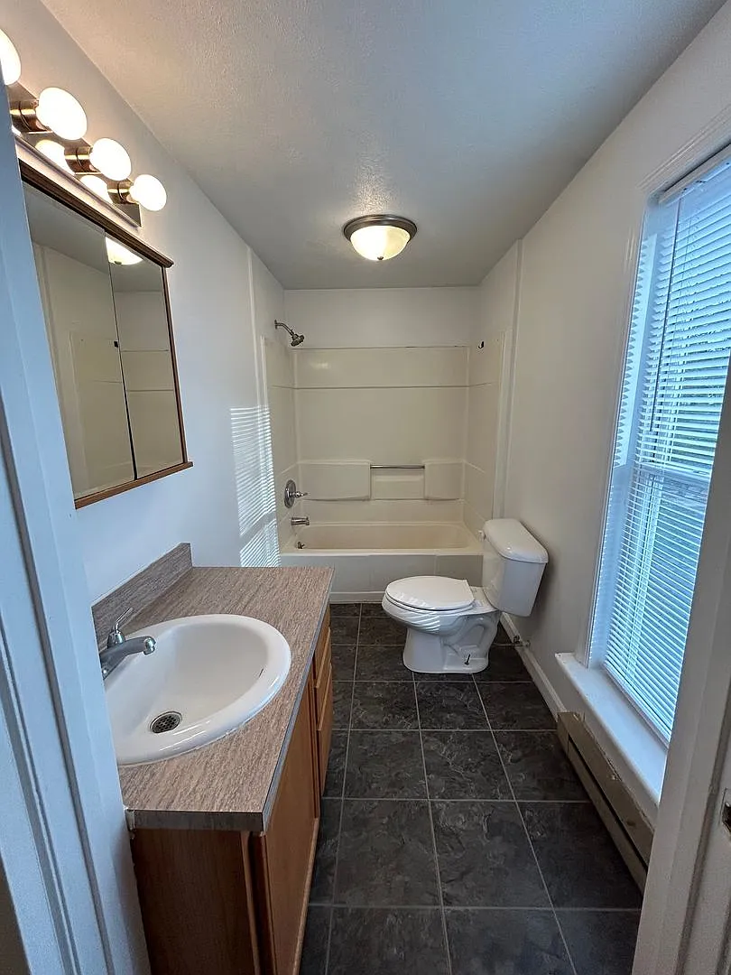 1402 Alabama Street — Photo 3