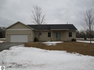 9305 Kingsfield Dr, Kingsley, MI 49649