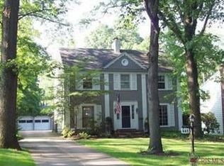 665 Upper Merriman Dr, Akron, OH 44303