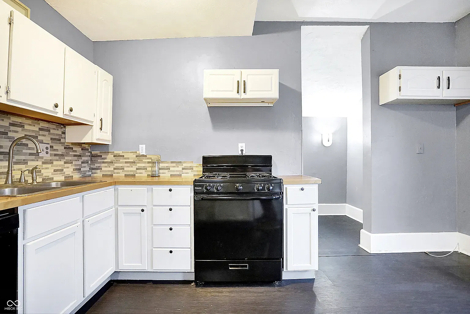 3 bed, 1170 sqft, $1,600 — Photo 3