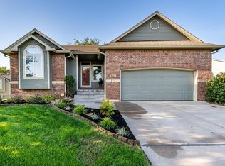 8103 W Forest Park St, Wichita, KS 67205