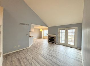 4418 Hillside Dr, Ann Arbor, MI 48105
