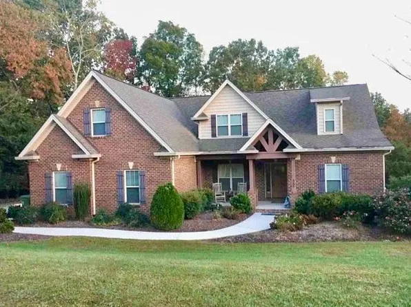 357 Willow Ridge Ln, Winston Salem, NC 27127