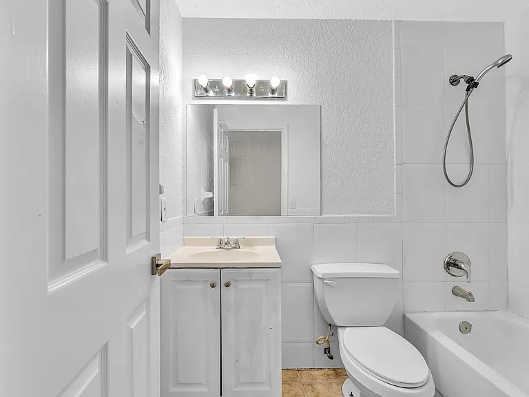 2510 Riverside Dr #2510 — Photo 31