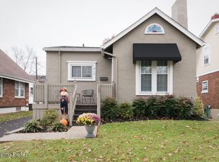 912 Hess Ln, Louisville, KY 40213