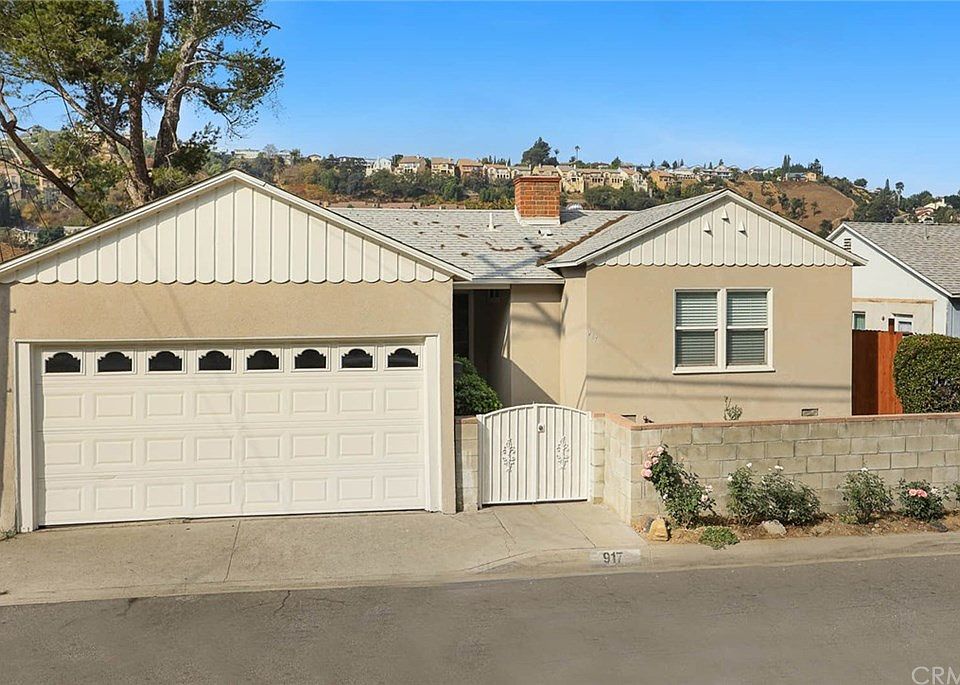 1st image of 917 Mira Valle St