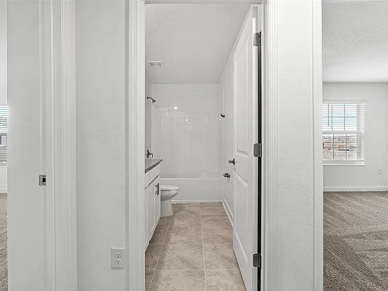 3053 Ella Way — Photo 17