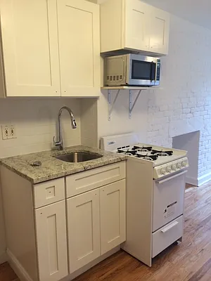 Rented by MBD Properties | media 31