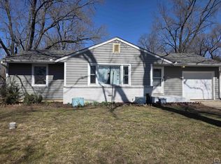4632 NW 35th St, Topeka, KS 66618