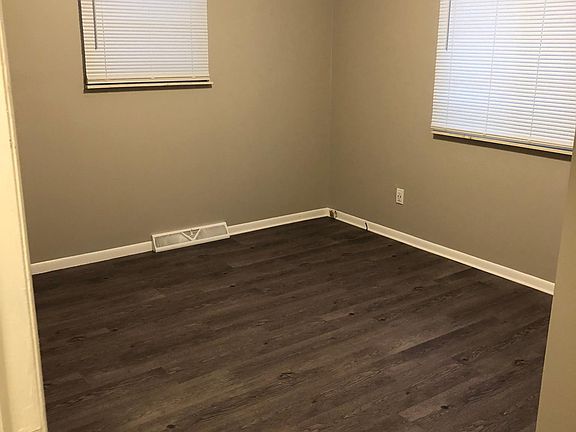 5th image of 6108 Amanda Dr