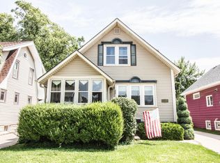 1954 S 80th St, West Allis, WI 53219