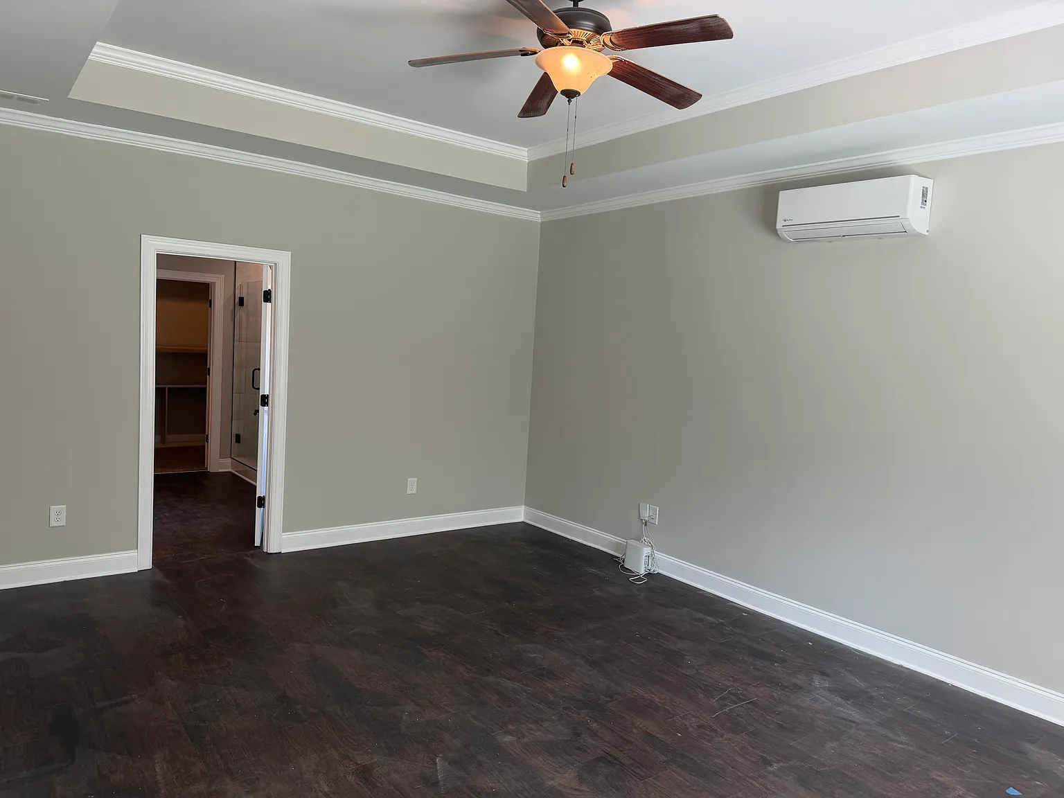 4 bed, 1968 sqft, $3,000 — Photo 3