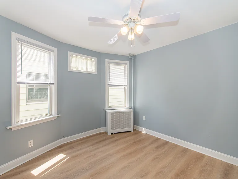 91 Walnut St — Photo 12