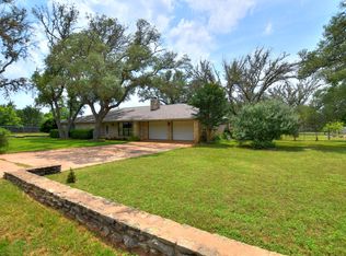 306 Osborne St, Burnet, TX 78611