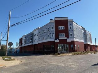 227 4th Ave #201A, Bay Shore, NY 11706