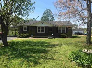 3381 Garrett Hollow Rd, Bowling Green, KY 42101