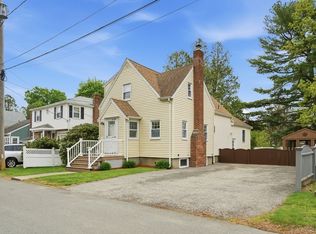 40 Glenwood Rd, Lynn, MA 01904