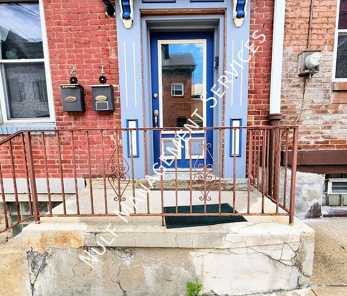 369 Main St #2 — Photo 8