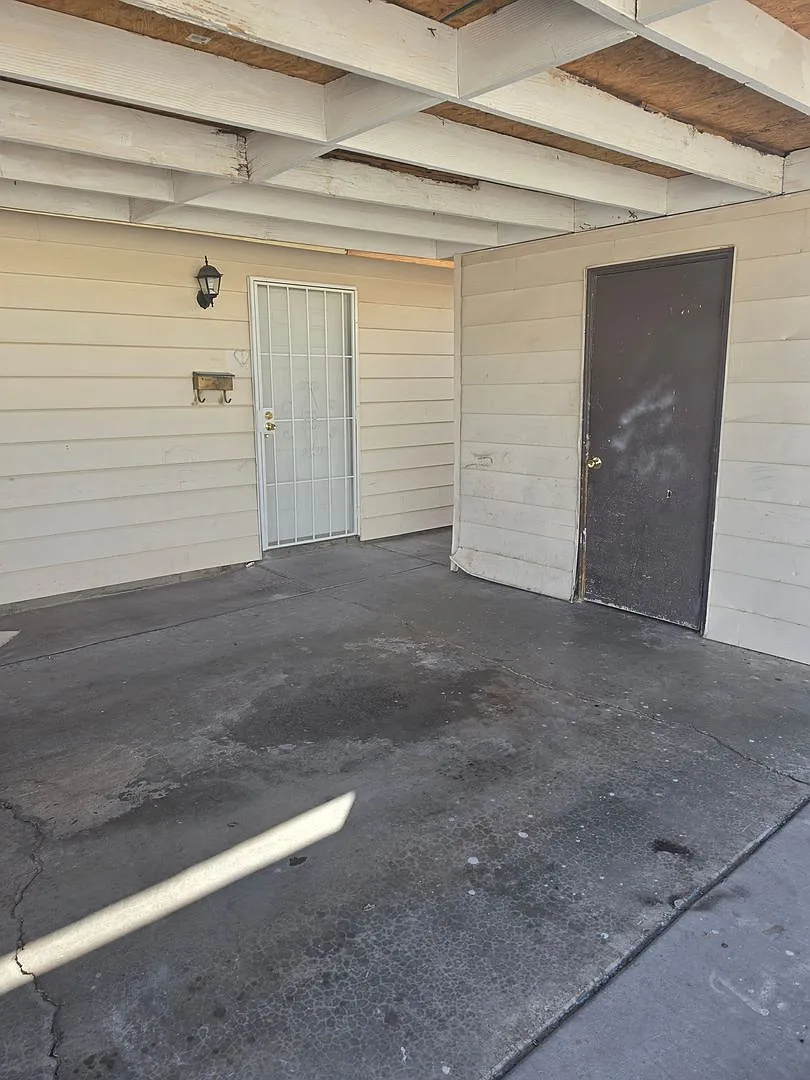 Building Photo - 4751 Terra Linda Ave