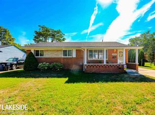 38386 Covington Dr, Sterling Heights, MI 48312