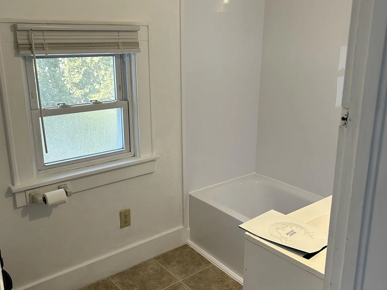 502 Amherst Avenue - 1 — Photo 3