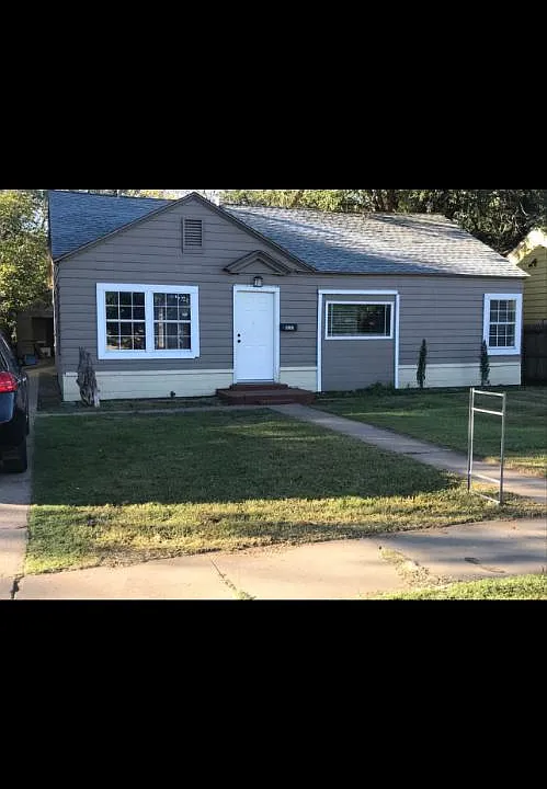 1517 24th Pl