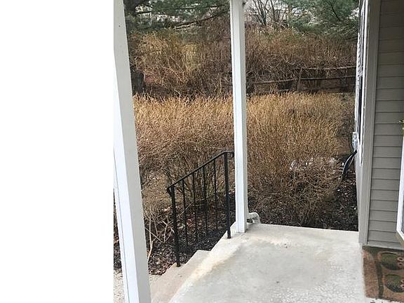4th image of 102 Lewisville Ct