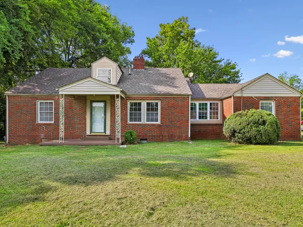 929 Greenland Dr, Murfreesboro, TN 37130
