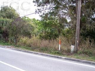 4th image of 5334 Tice St