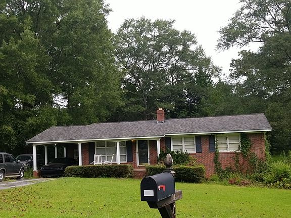 2nd image of 104 Cherry Ct