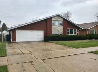 5337 W Avery Pl, Oak Lawn, IL 60453