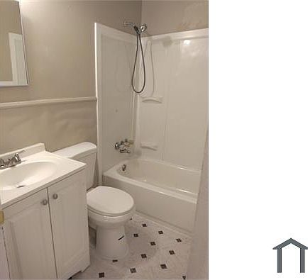 5th image of 9409 Baltimore Ave