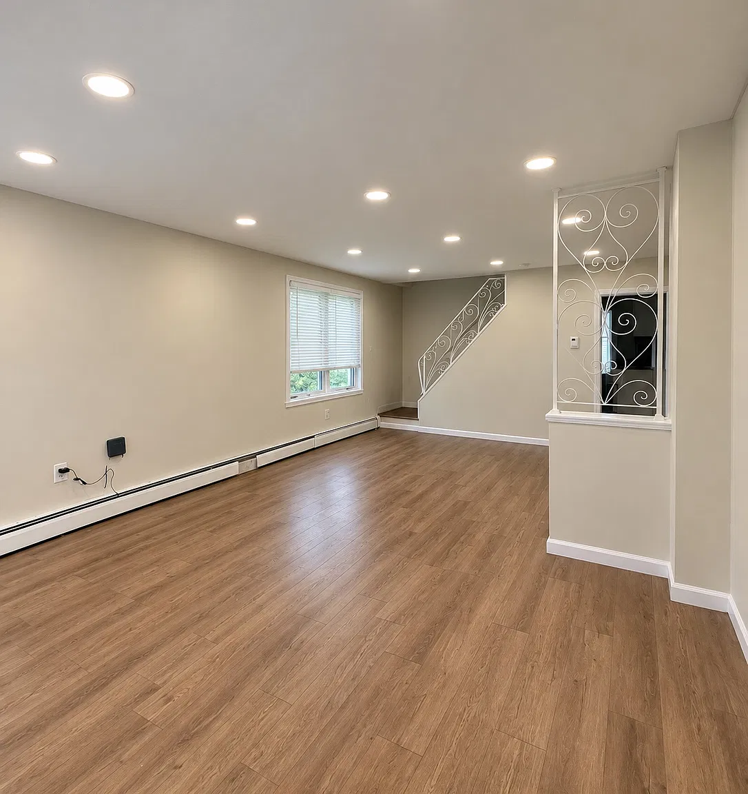 3 bed, 1.5 bath, 1300 sqft, $1,450 — Photo 3