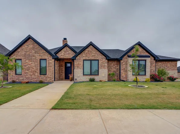 1301 Brookshire Ave, Wolfforth, TX 79382