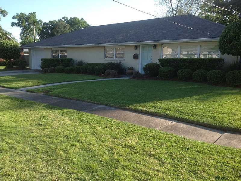 1st image of 608 Olive Ave