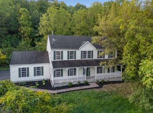 151 Good Springs Rd, Asbury, NJ 08802