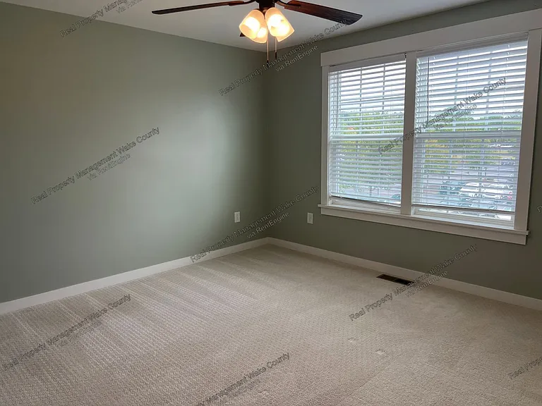 445 Rally Point Pl — Photo 16