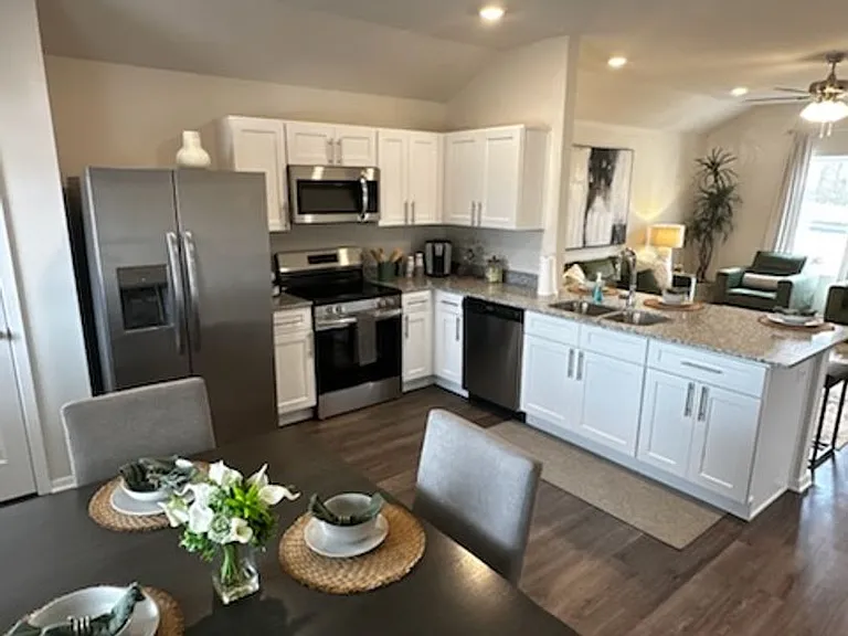 1419 S Scissortail Ln — Photo 3