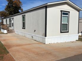 3200 Highland Park Dr