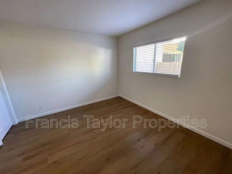424 Plymouth Dr #19 — Photo 4