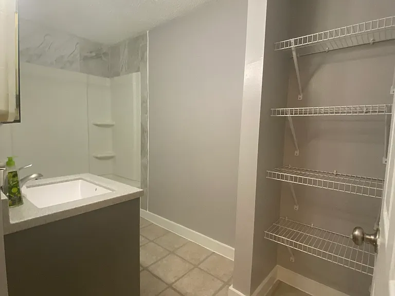 754 1st Ave #2 — Photo 36