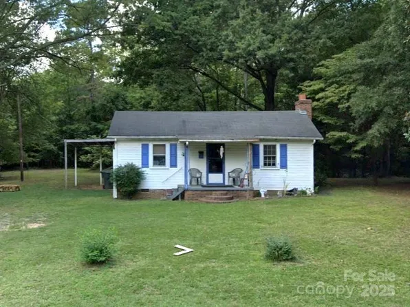 555 Ridge Ave, Mooresville, NC 28115