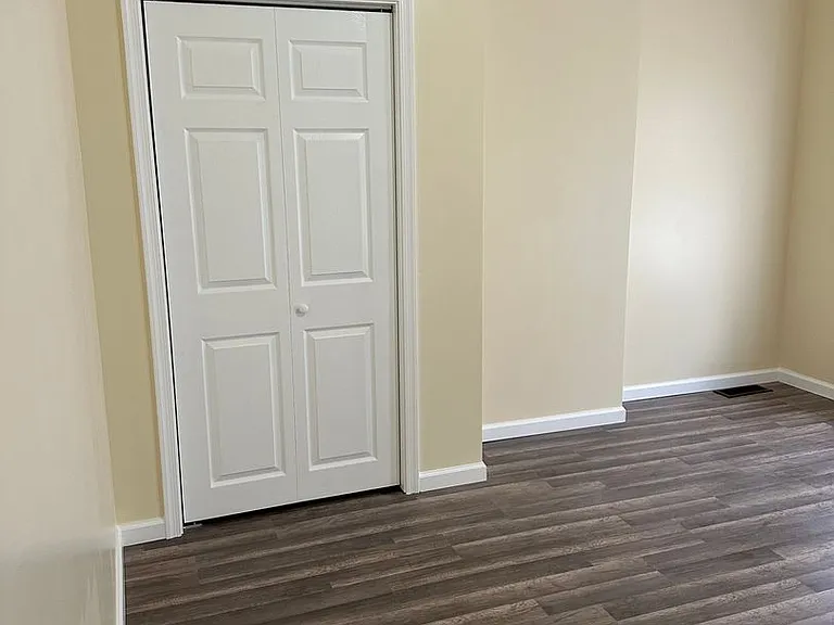 922 Forrester Ave — Photo 7