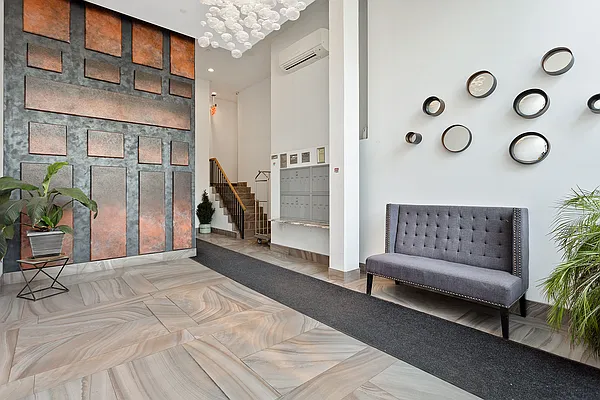 Rented by Modern Spaces | media 18