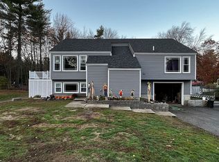 8 Tamarack Ct, Milford, NH 03055