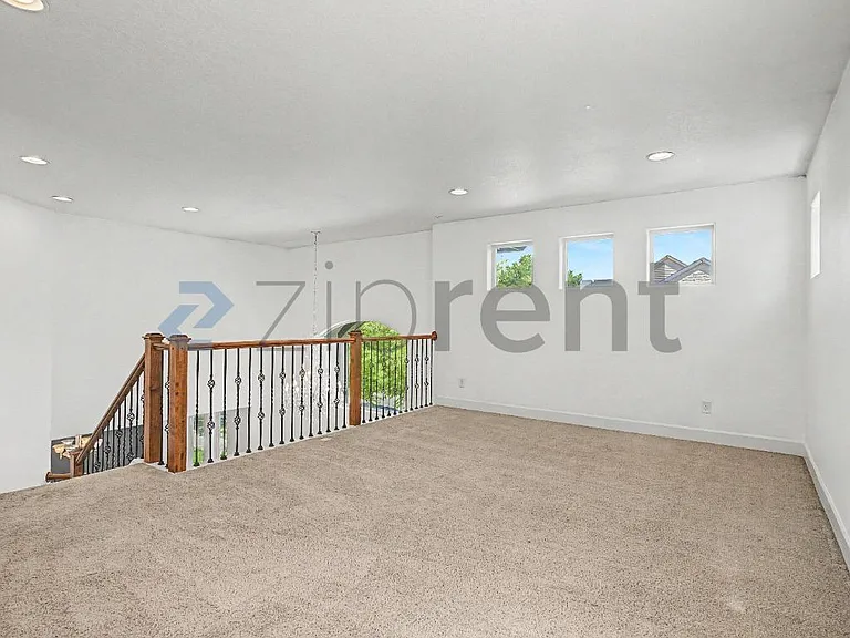 6138 SE Thornapple St — Photo 18